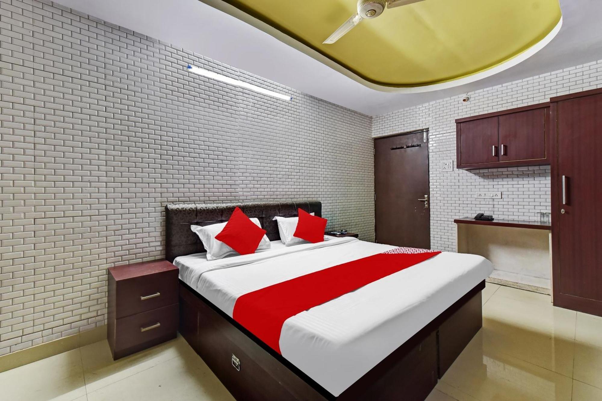 Hotel O Eleven Hotel & Banquet โกตา ภายนอก รูปภาพ